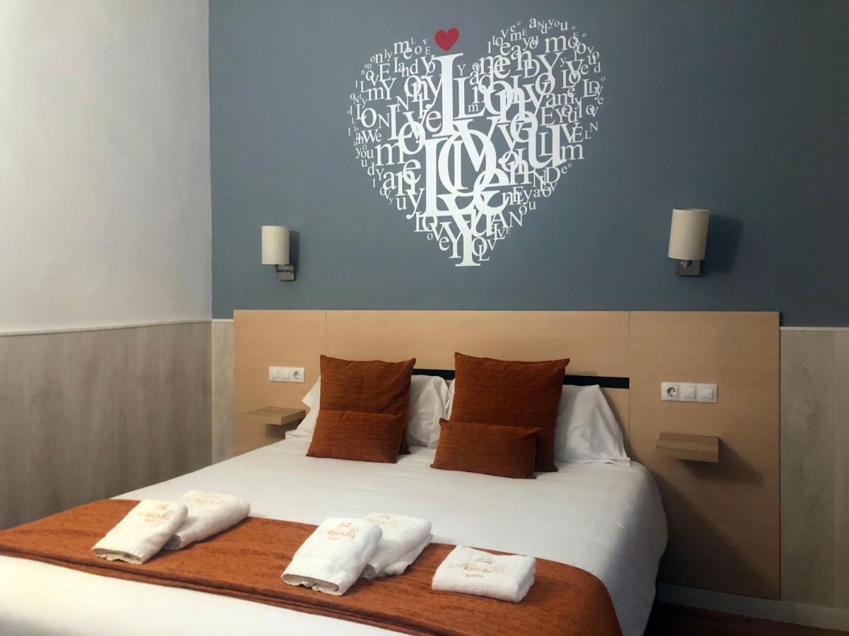 Hostal Live Natura Barcelona (Adults Only) Exteriör bild