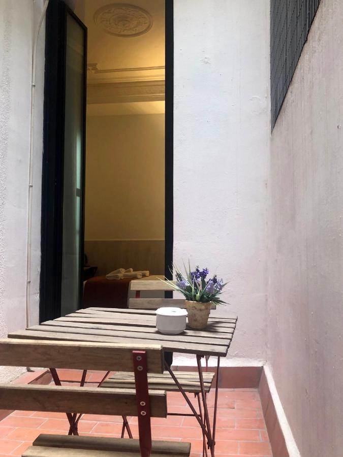 Hostal Live Natura Barcelona (Adults Only) Exteriör bild