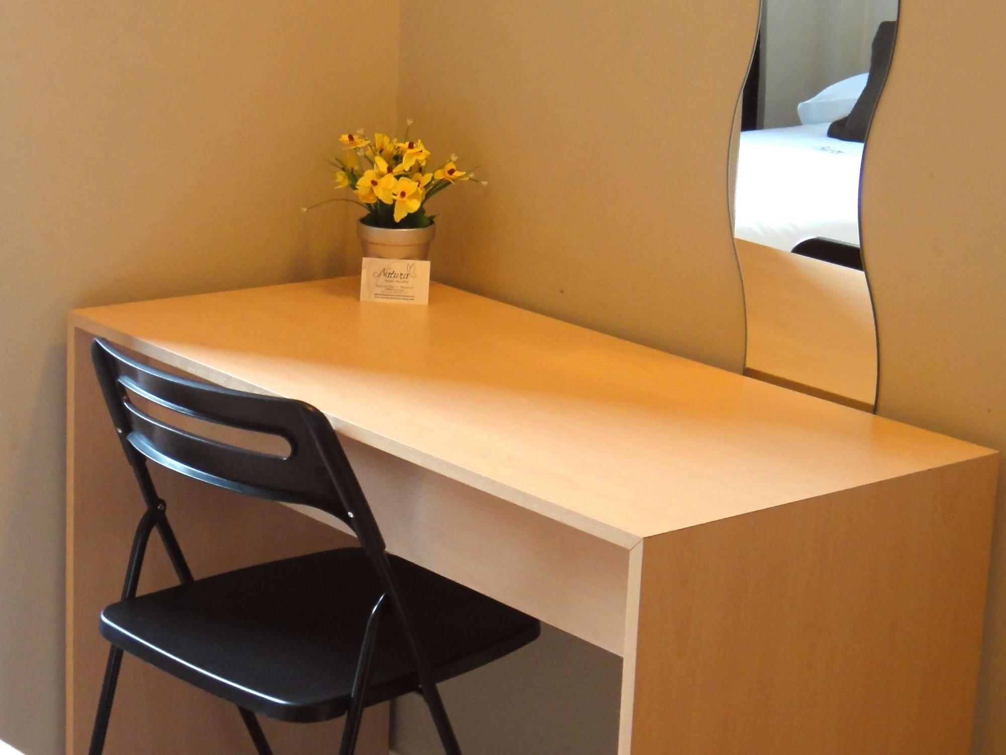 Hostal Live Natura Barcelona (Adults Only) Exteriör bild