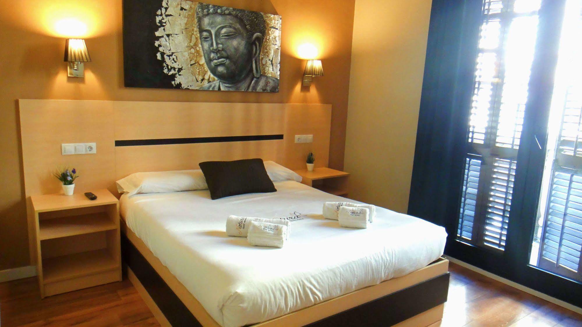 Hostal Live Natura Barcelona (Adults Only) Exteriör bild