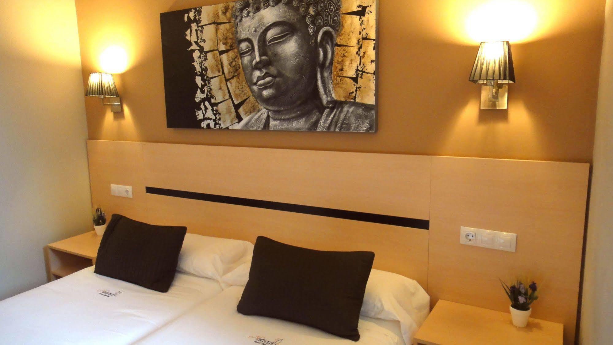 Hostal Live Natura Barcelona (Adults Only) Exteriör bild
